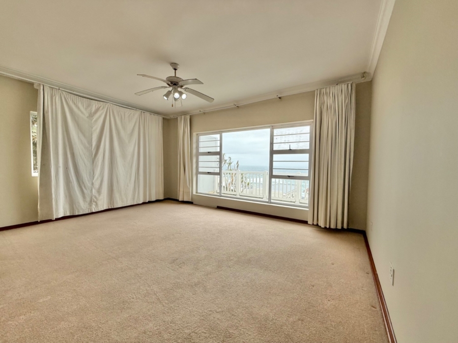 5 Bedroom Property for Sale in Seaview Eastern Cape